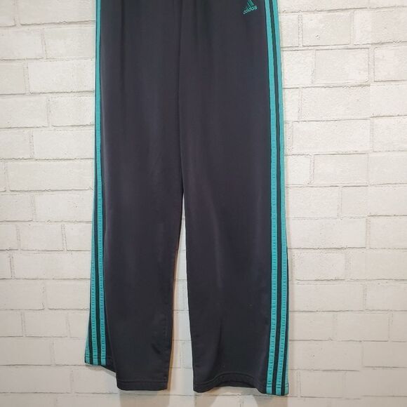 Adidas gray athletic pants - Picture 15 of 16